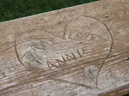 Ray Loves Annie
